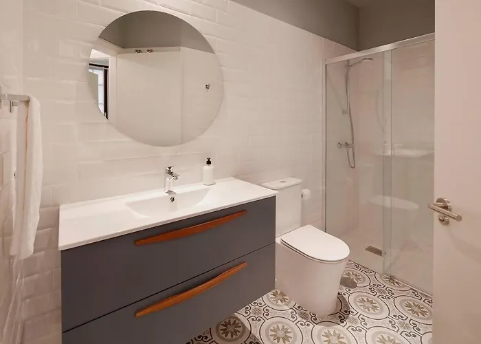 Avg Patio De Caveda Dcha. * Gijón